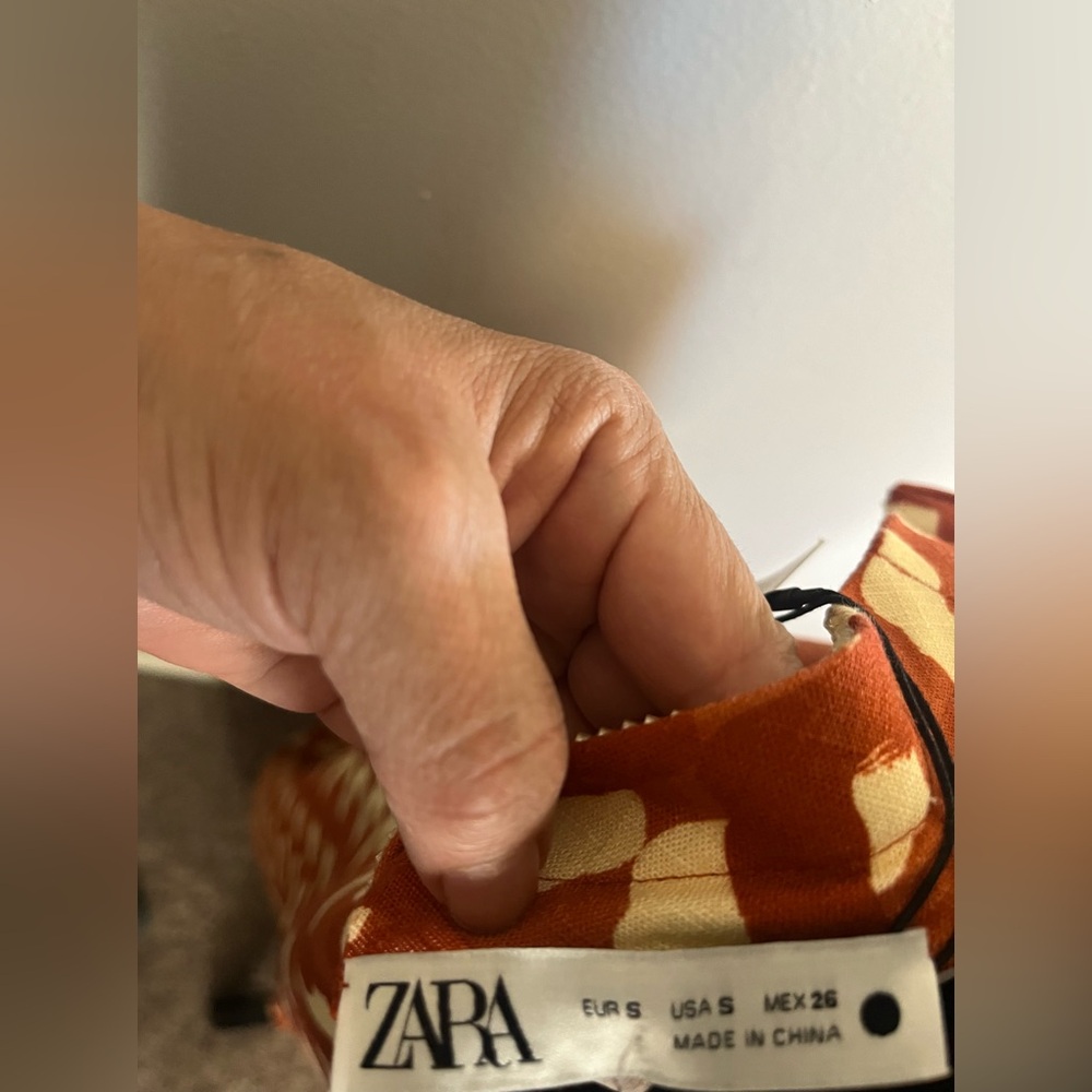 New long Zara skit for women perfect for spring or summer